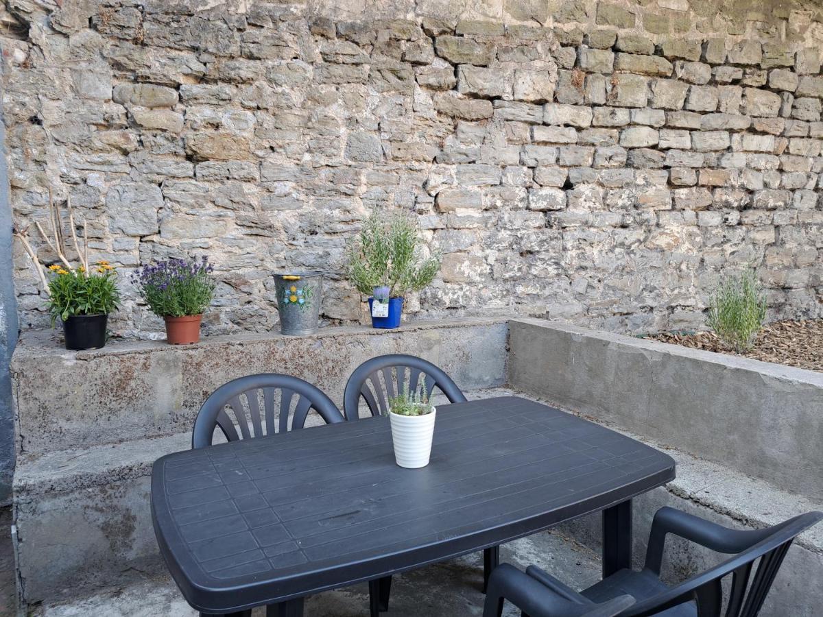 Joli T3 Avec Exterieur Proche Du Centre Et Des Remparts Lejlighed Boulogne-sur-Mer Eksteriør billede